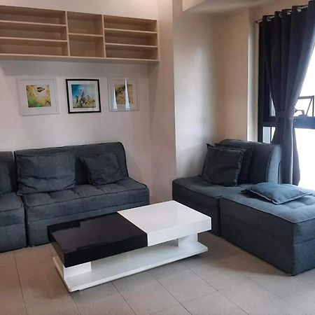 Spacious 2 Bedroom Unit With Pool Manila Eksteriør billede