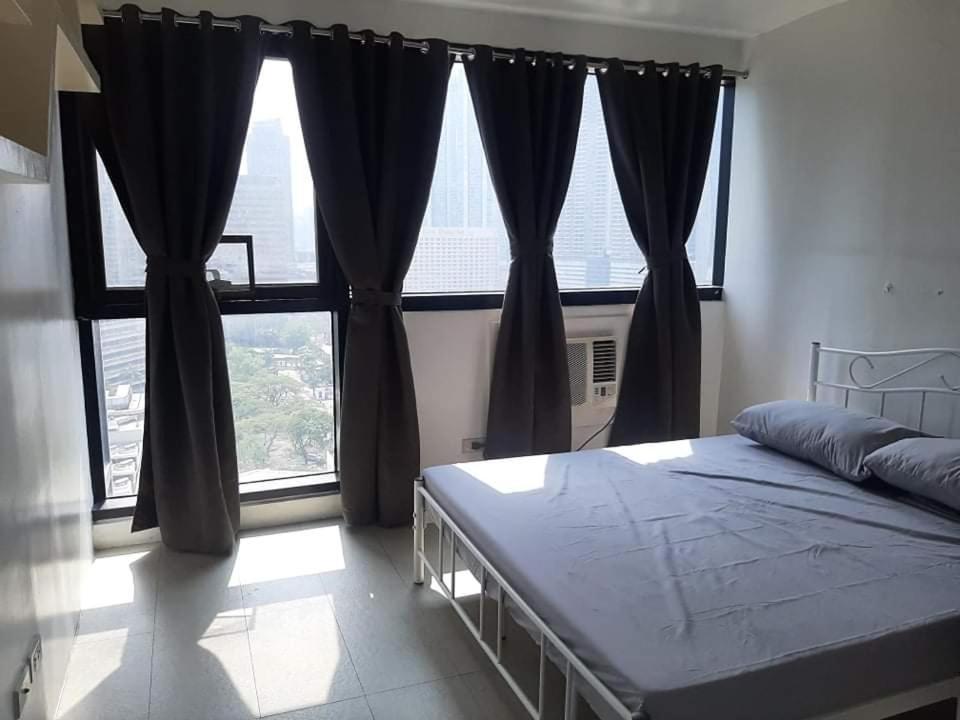 Spacious 2 Bedroom Unit With Pool Manila Eksteriør billede